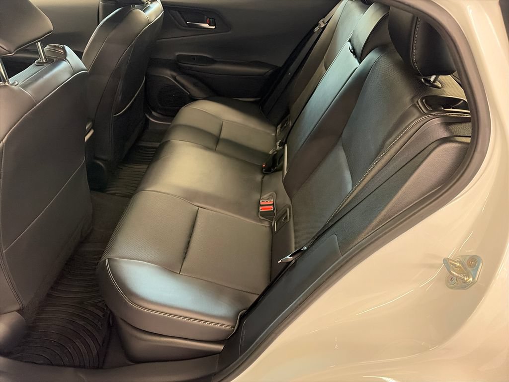 Used 2024 Toyota Prius XLE AWD/4WD image 25