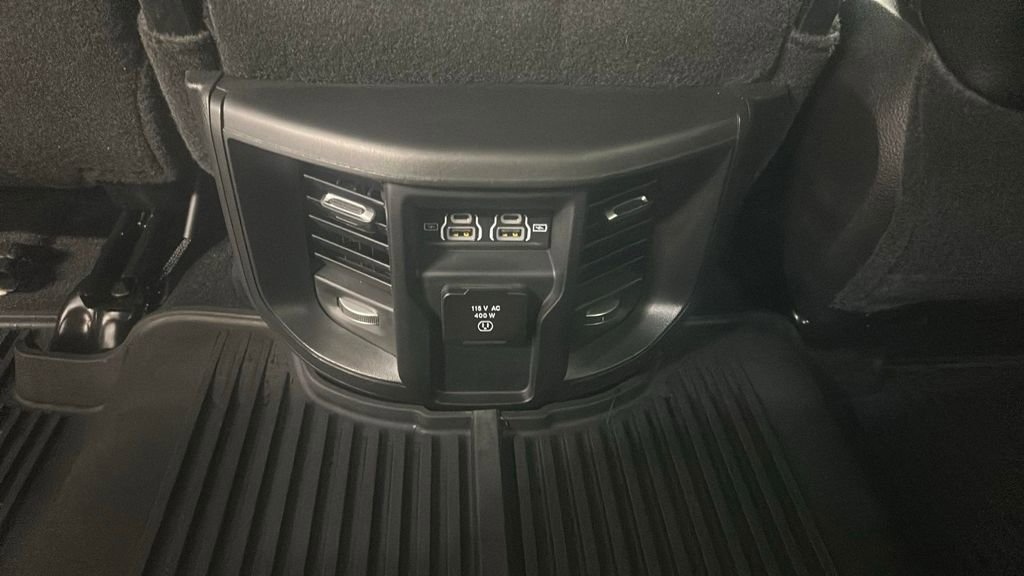 Used 2024 RAM 3500 Laramie image 25