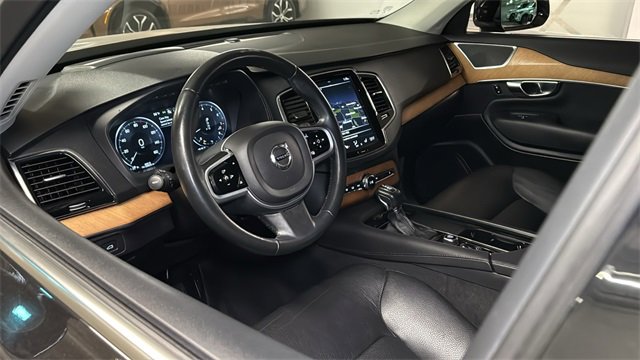 Used 2021 Volvo XC90 T5 Momentum w/ Advanced Package image 23