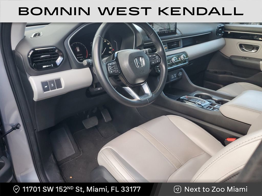 Used 2023 Honda Pilot Touring image 21