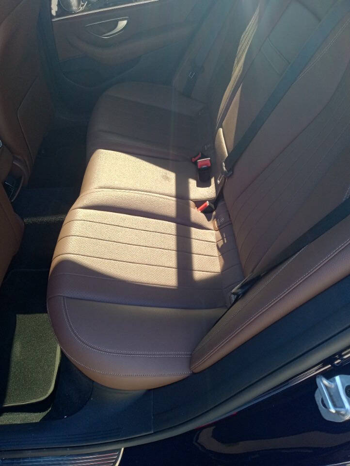 Used 2020 Mercedes-Benz E 350 Sedan image 19