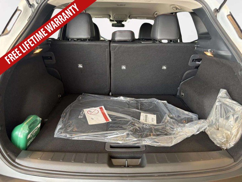 New 2026 Nissan Kicks SR w/ Cold Weather Package FWD image 28