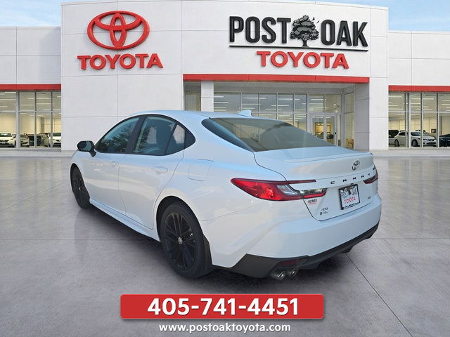Used 2026 Toyota Camry SE w/ Multimedia Upgrade Package AWD/4WD image 3