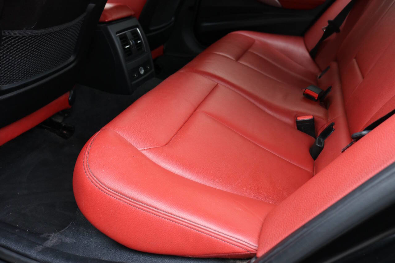Used 2016 BMW 340i xDrive Sedan image 14
