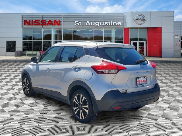 Used 2018 Nissan Kicks SV FWD image 4
