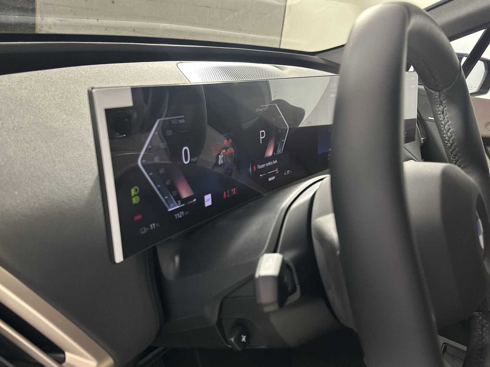 New 2026 BMW iX xDrive60 image 15