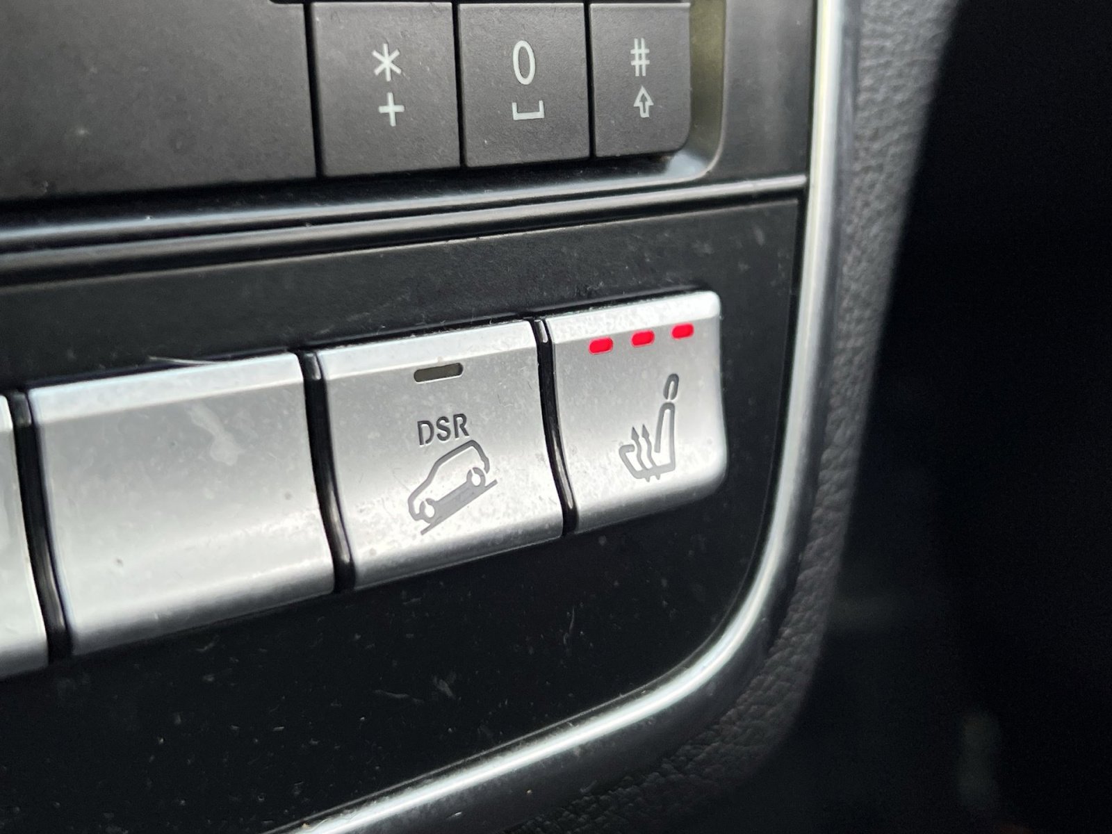 Used 2018 Mercedes-Benz GLA 250 4MATIC image 32