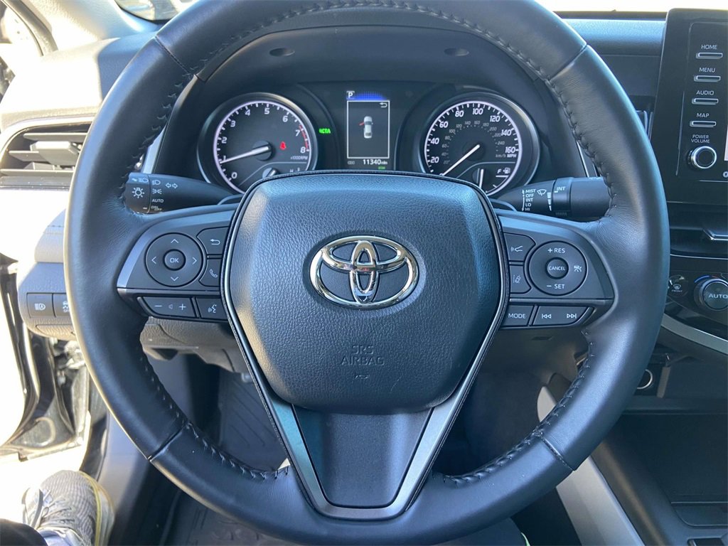 Used 2024 Toyota Camry SE image 32