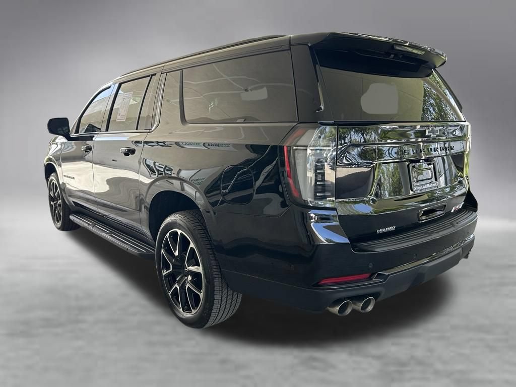 Used 2026 Chevrolet Suburban RST w/ Comfort Package RWD image 4