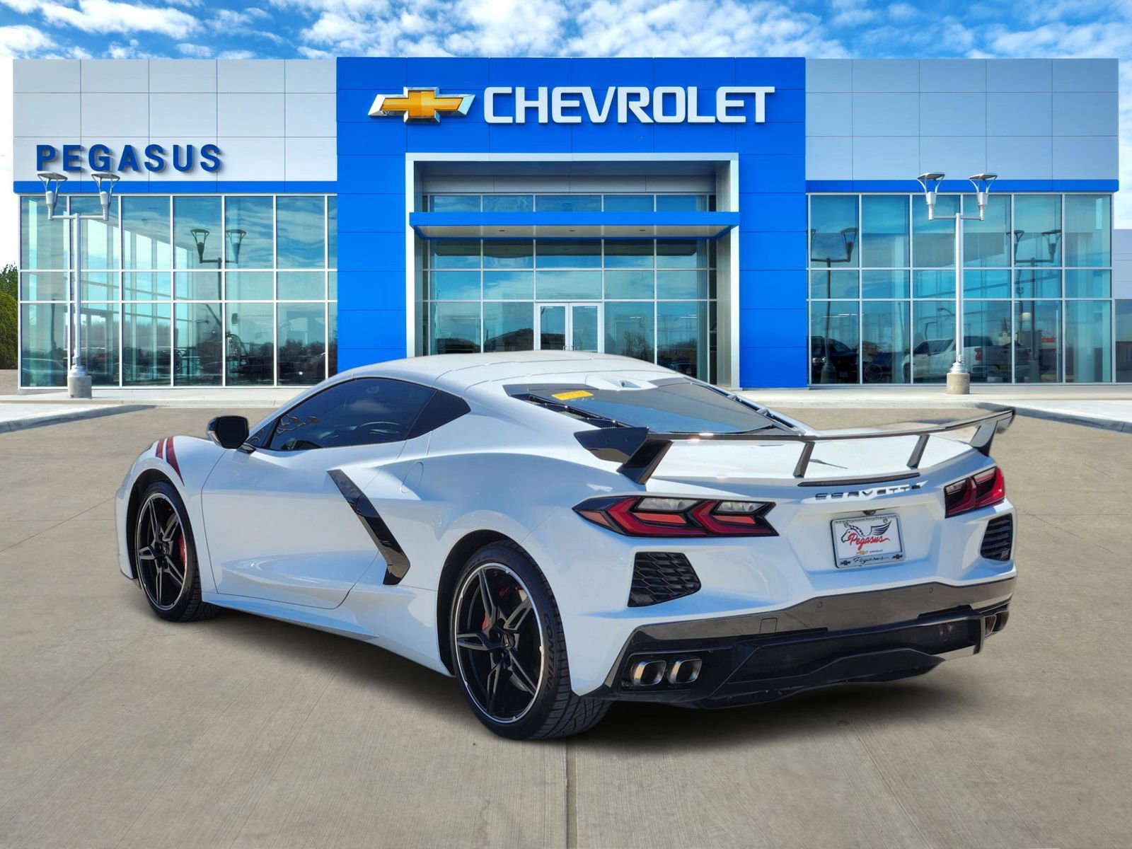 Used 2022 Chevrolet Corvette Stingray w/ Z51 Performance Package image 4