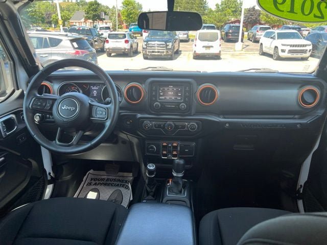 Certified 2019 Jeep Wrangler Unlimited Sport S AWD/4WD image 14