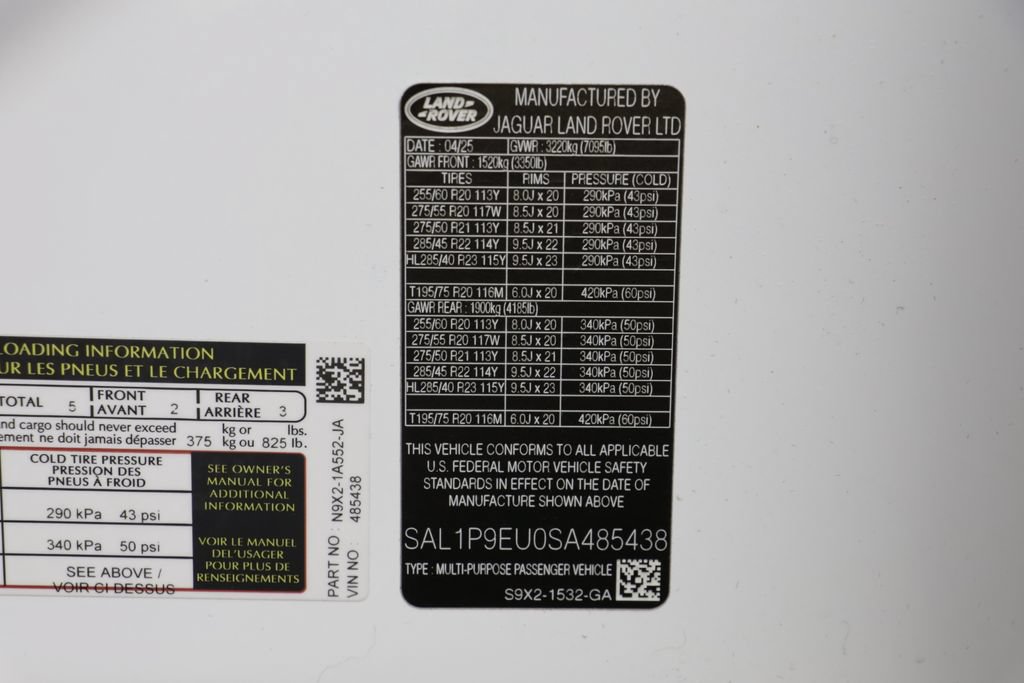 Certified 2025 Land Rover Range Rover Sport SE AWD/4WD image 25