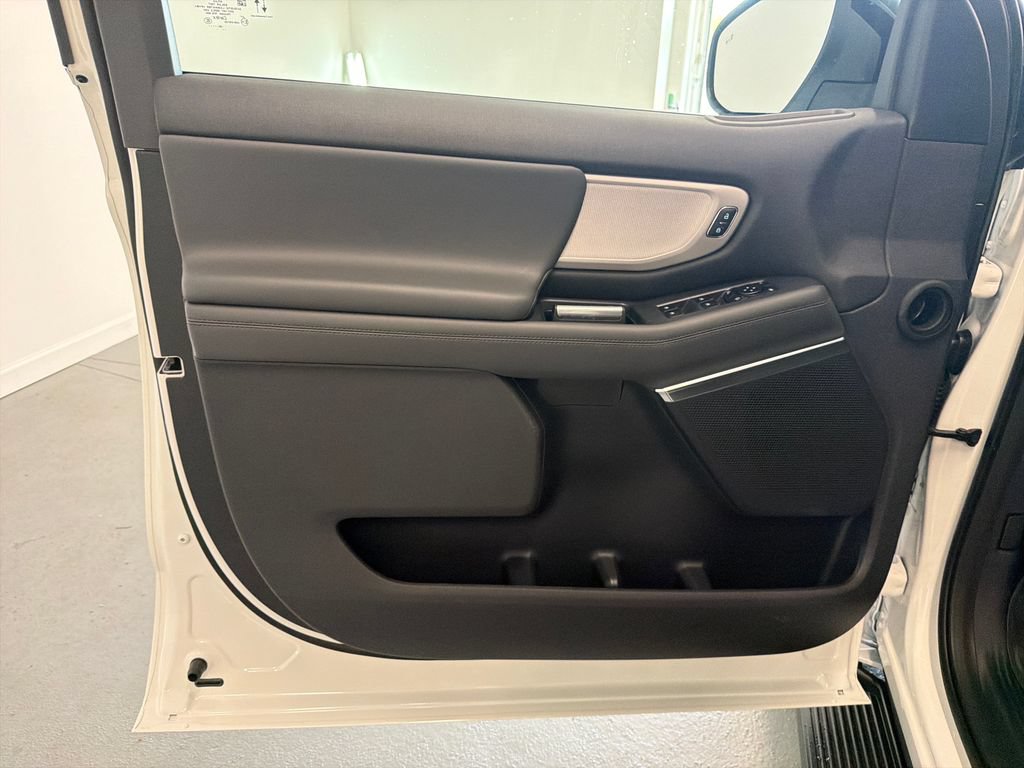 New 2027 Ford Expedition Max Active RWD image 11