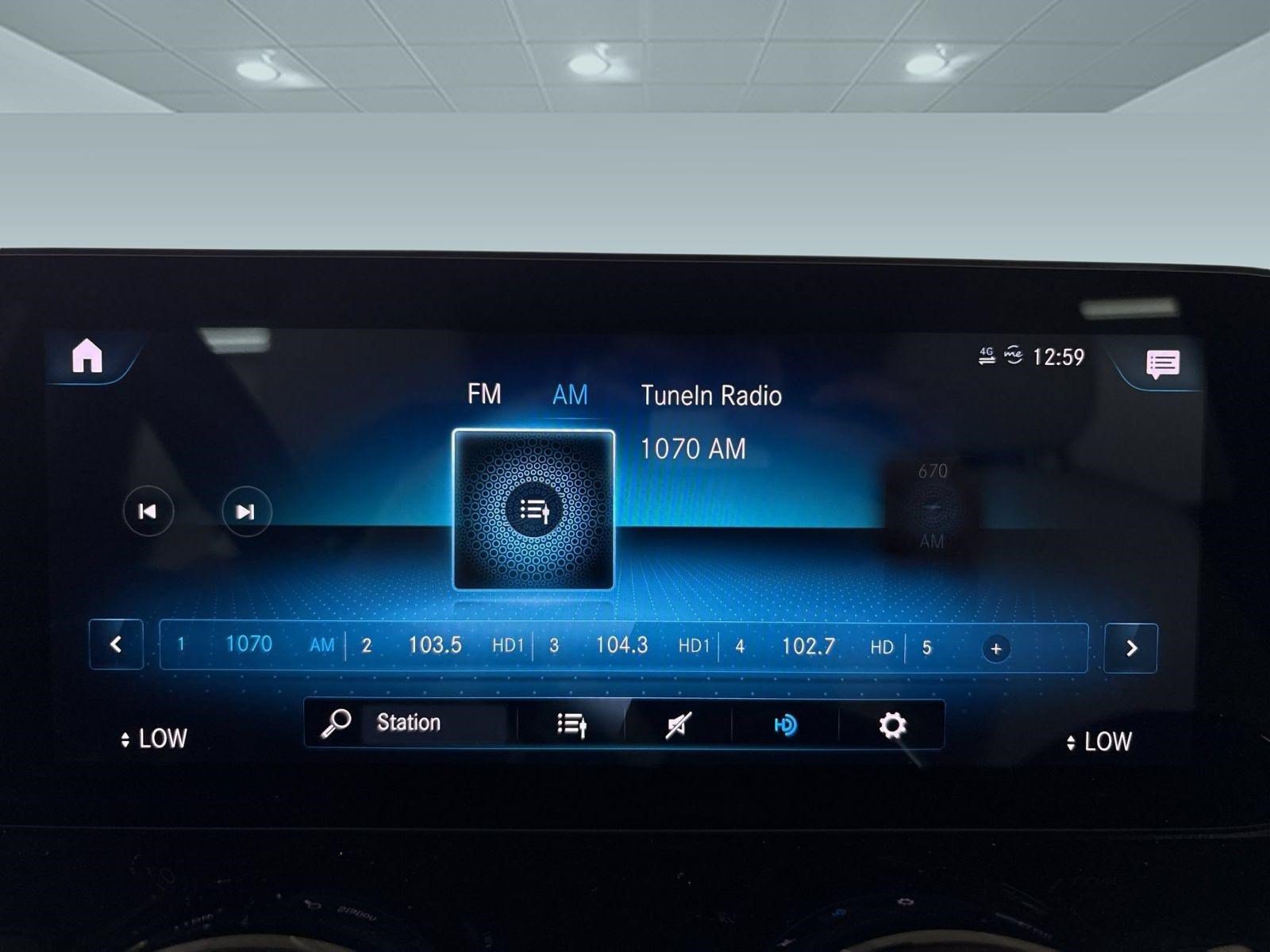 Used 2022 Mercedes-Benz GLB 250 image 20