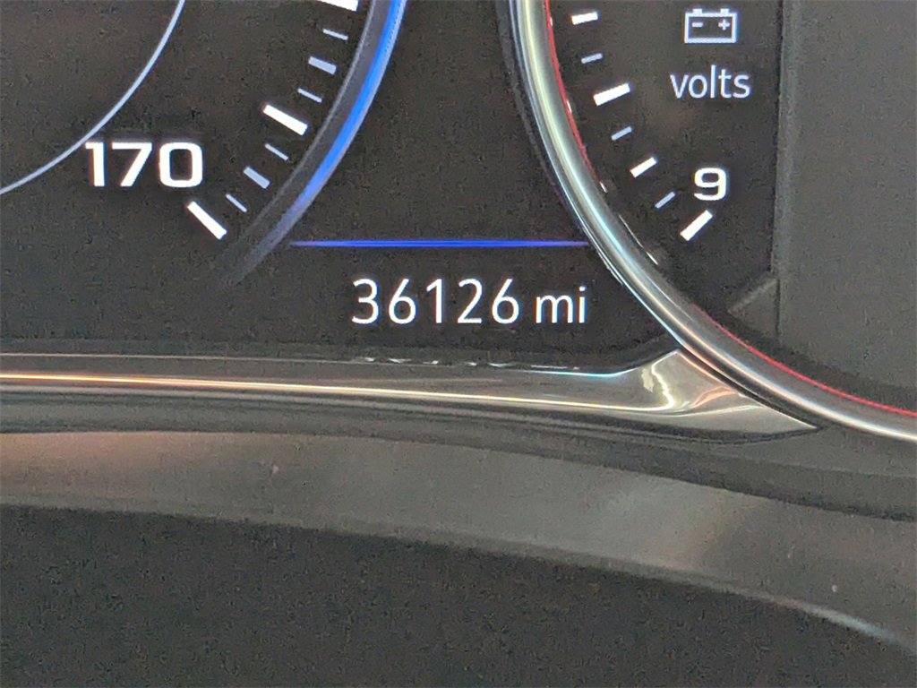 Used 2023 Chevrolet Traverse High Country w/ LPO, 'HIT The Road' Package image 2