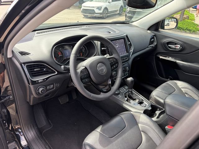 Used 2023 Jeep Cherokee Altitude Lux w/ Lux Elite Package AWD/4WD image 3