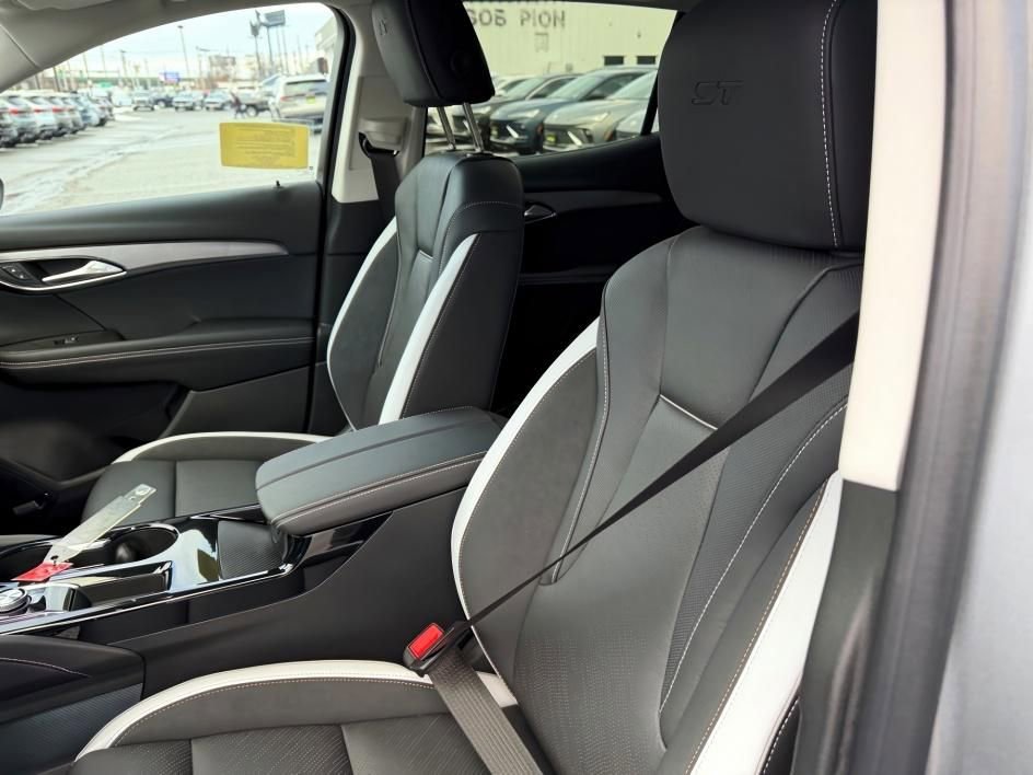 New 2026 Buick Envision Sport Touring image 12