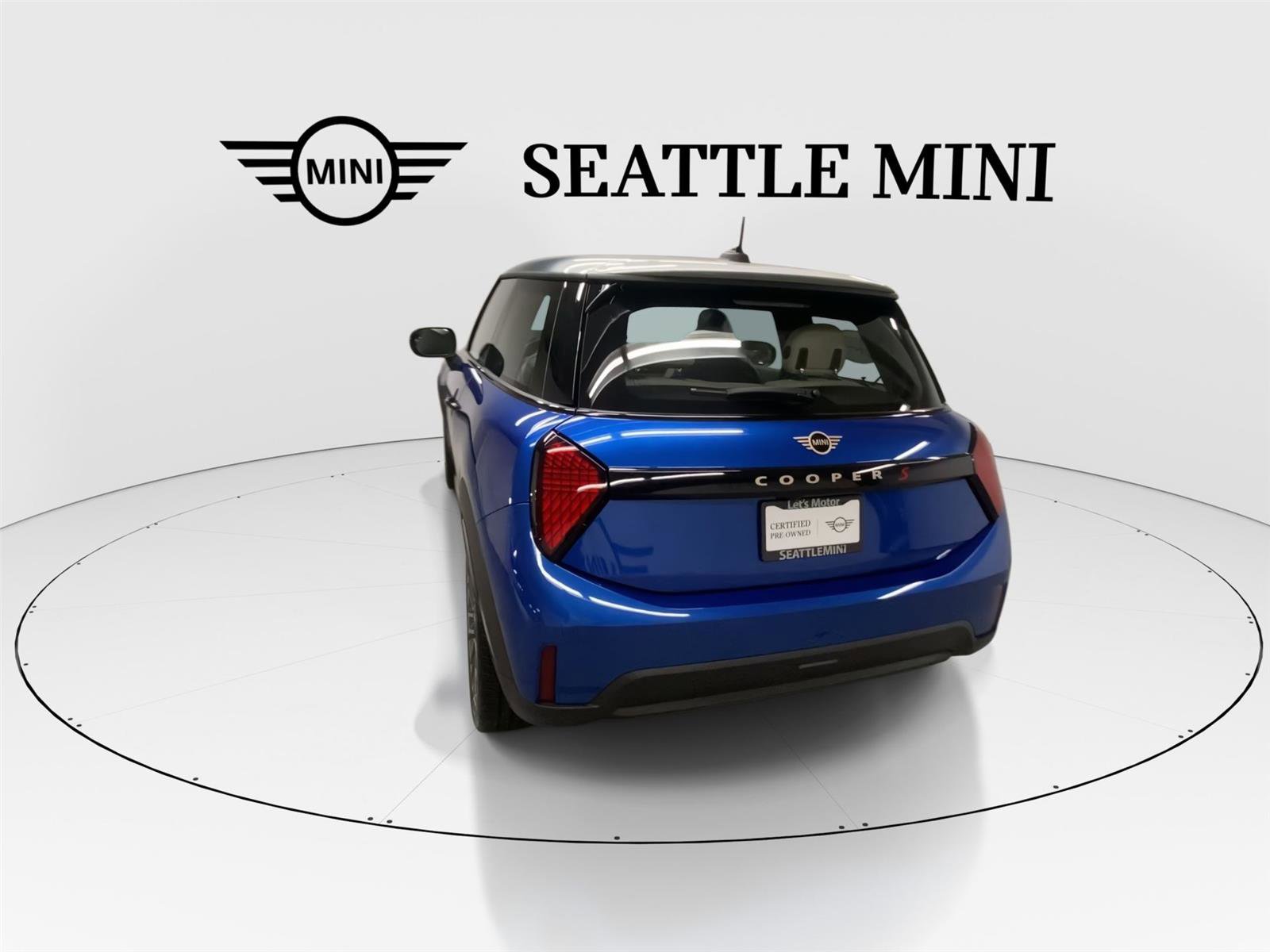 Certified 2025 MINI Cooper S image 9