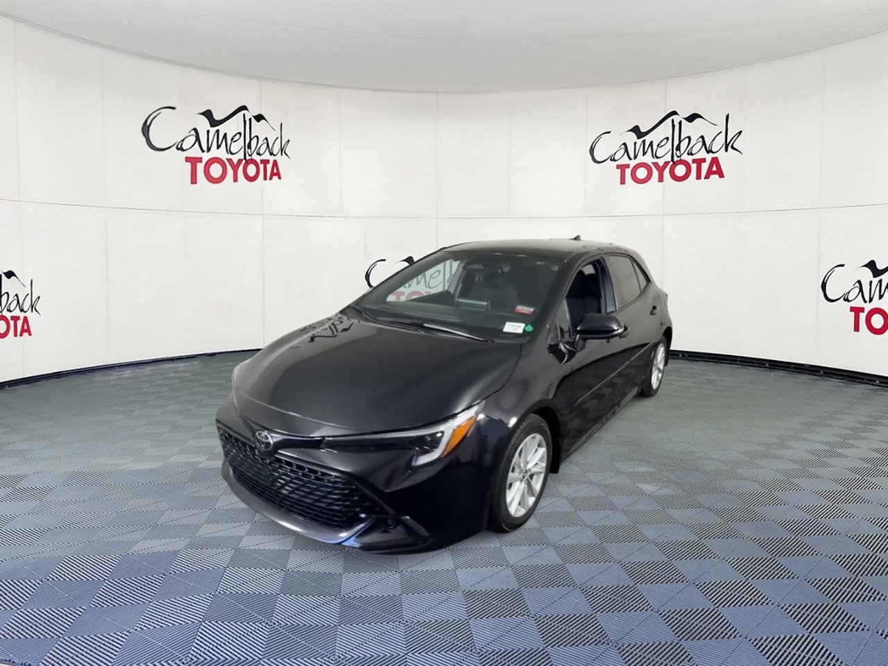 Used 2026 Toyota Corolla SE FWD image 7
