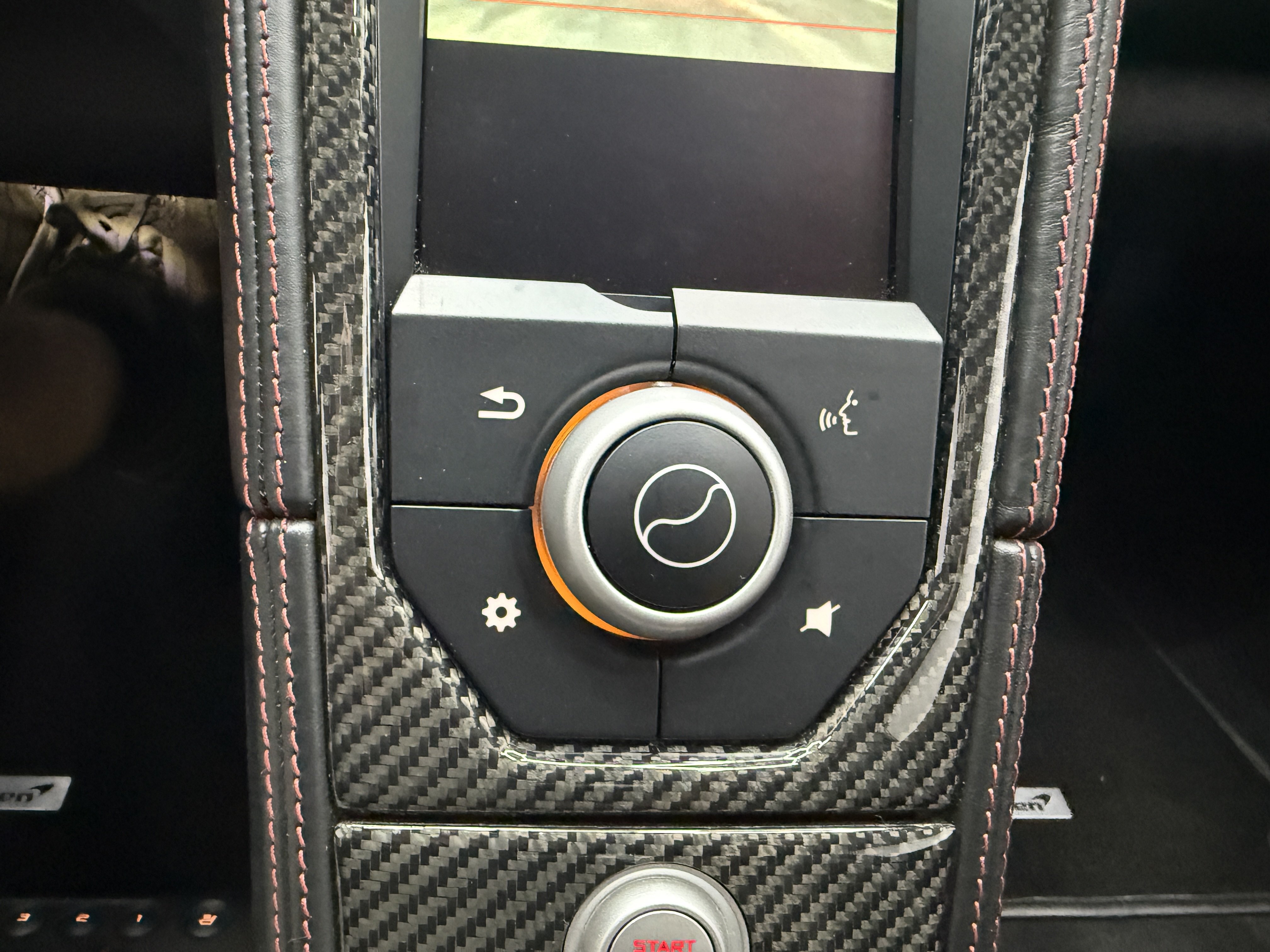 Used 2016 McLaren 650S Spider RWD image 26
