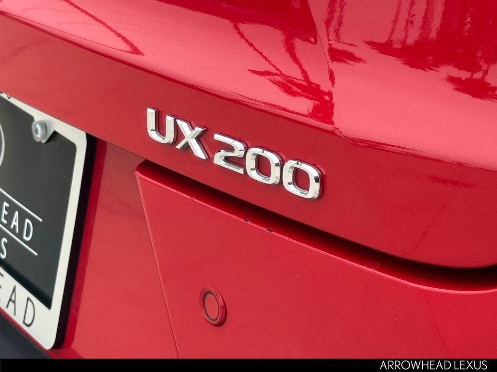 Certified 2021 Lexus UX 200 w/ Accessory Package (Z1) FWD image 30
