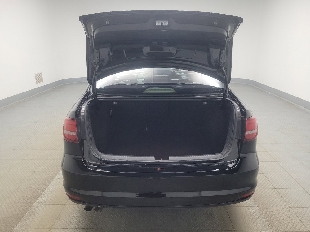 Used 2016 Volkswagen Jetta SE FWD image 29