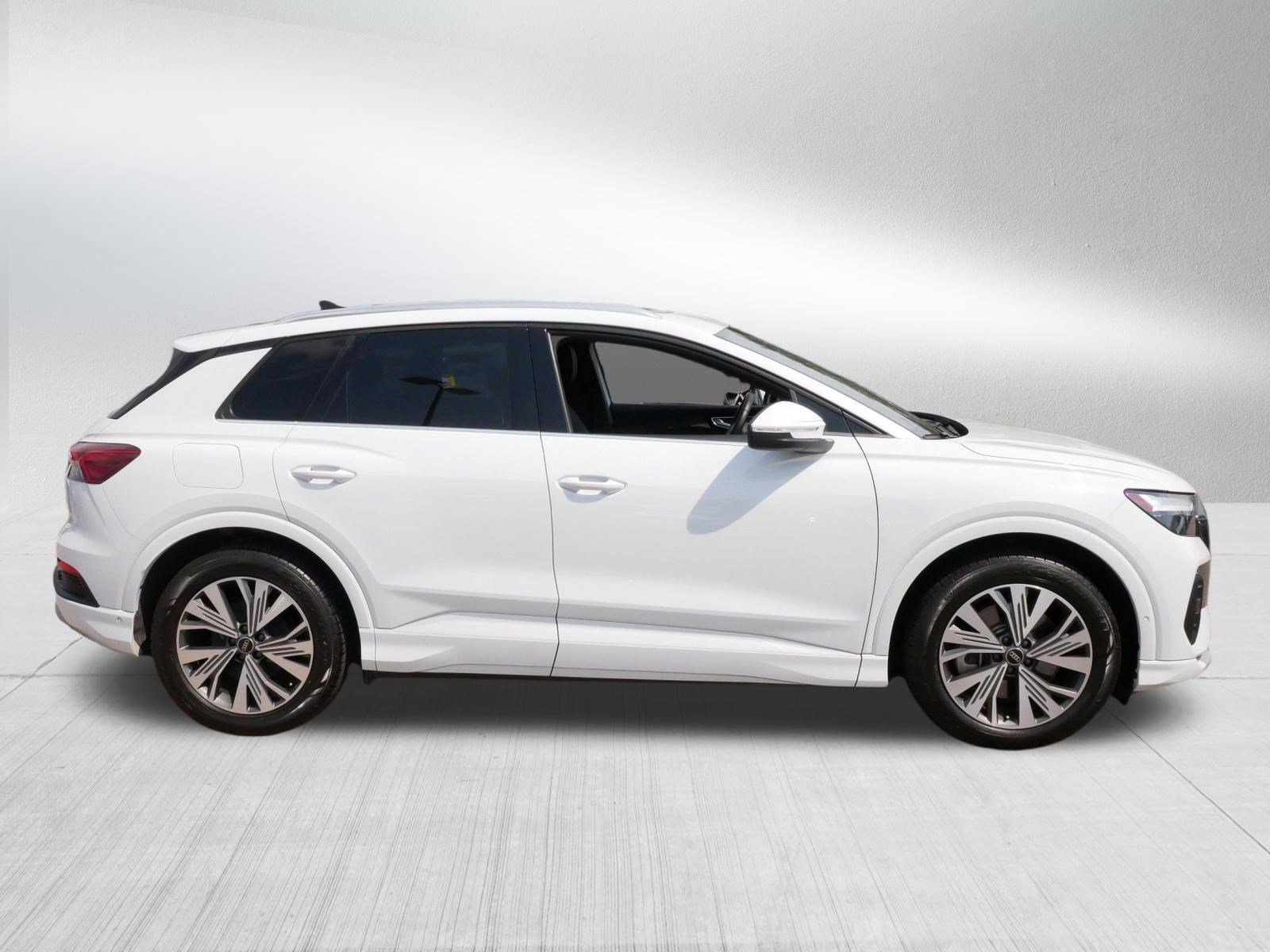 Used 2023 Audi Q4 e-tron Premium Plus w/ Premium Plus RWD image 8
