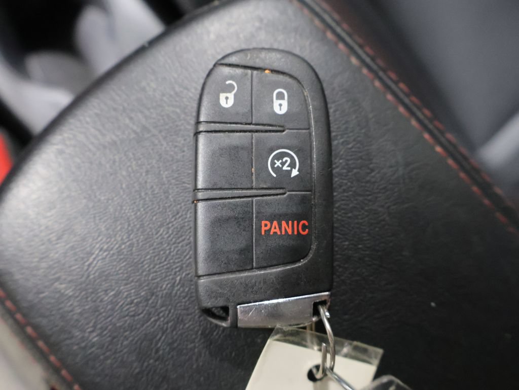Used 2017 Jeep Compass Trailhawk w/ Leather Interior Group AWD/4WD image 24