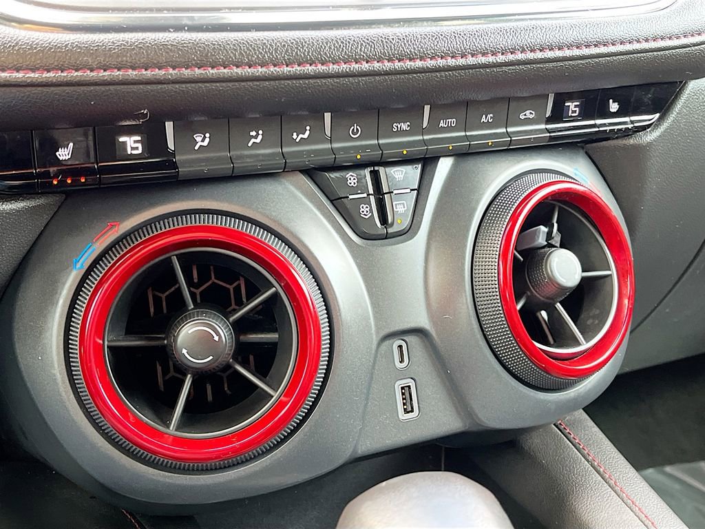 Used 2022 Chevrolet Blazer RS image 20
