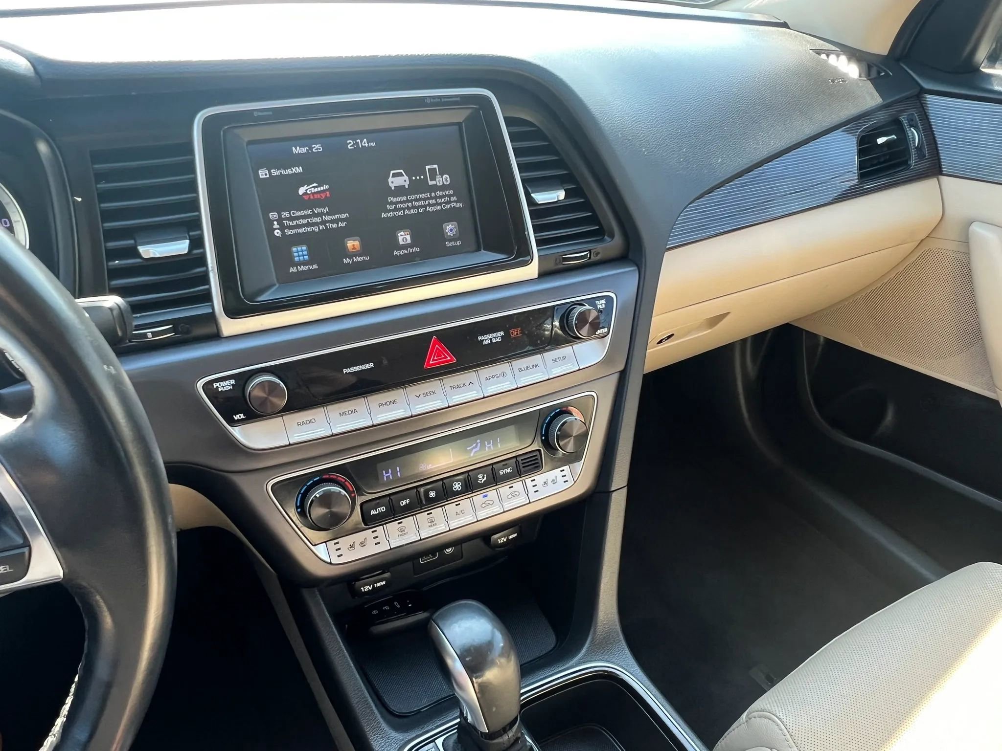 Used 2018 Hyundai Sonata Limited FWD image 17