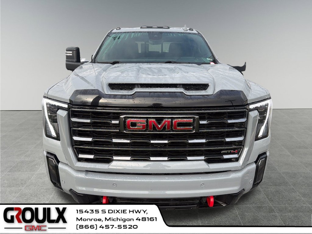 Used 2024 GMC Sierra 2500 AT4 w/ AT4 Premium Plus Package AWD/4WD image 9