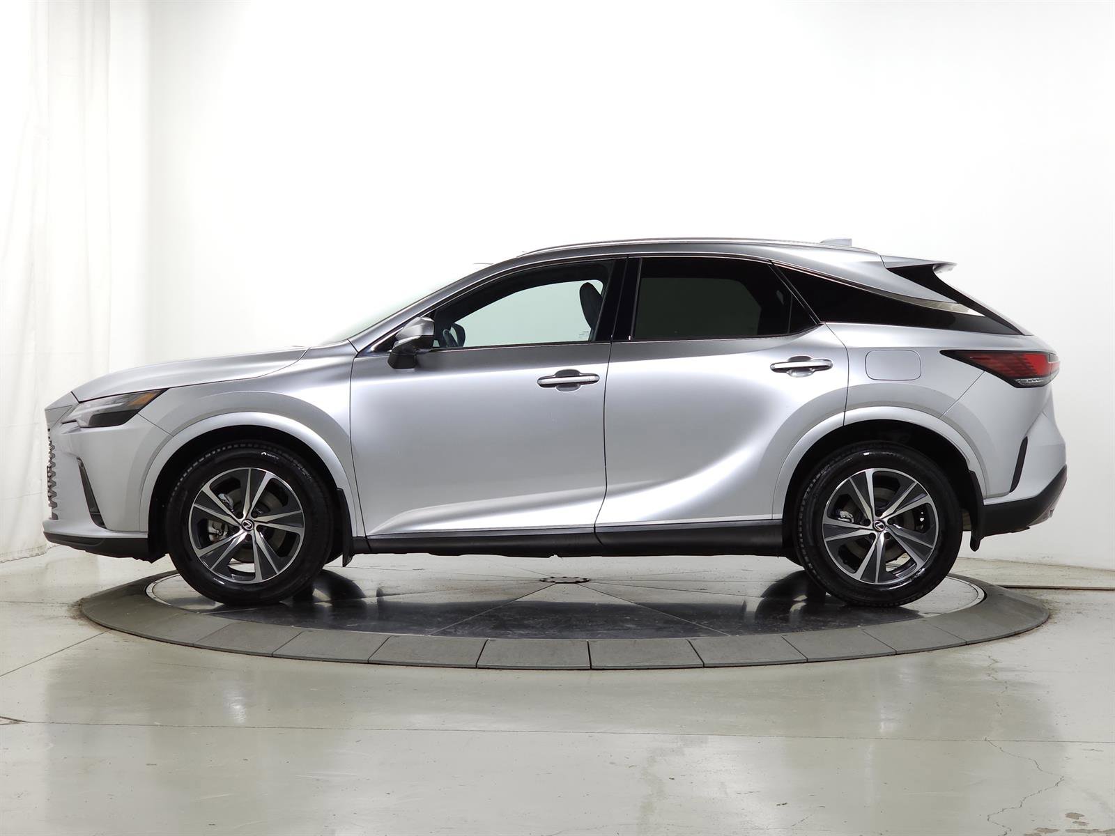 Certified 2024 Lexus RX 350 Premium w/ Convenience Package AWD/4WD image 5