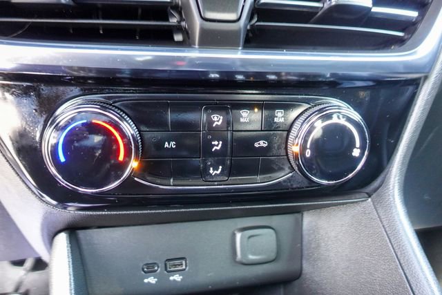 Used 2024 Buick Encore GX Sport Touring image 18