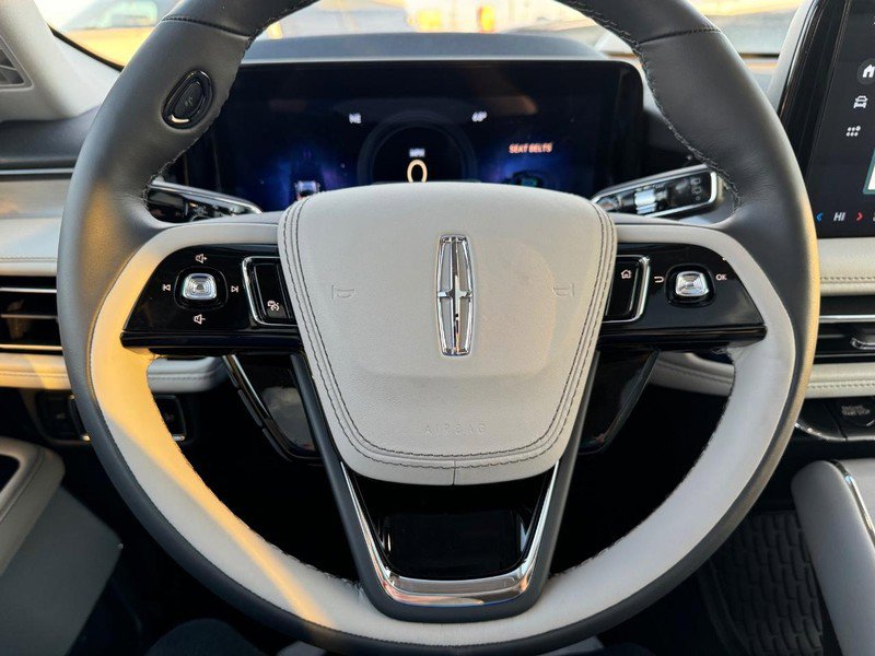 New 2025 Lincoln Aviator Reserve w/ Equipment Group 201A AWD/4WD image 22