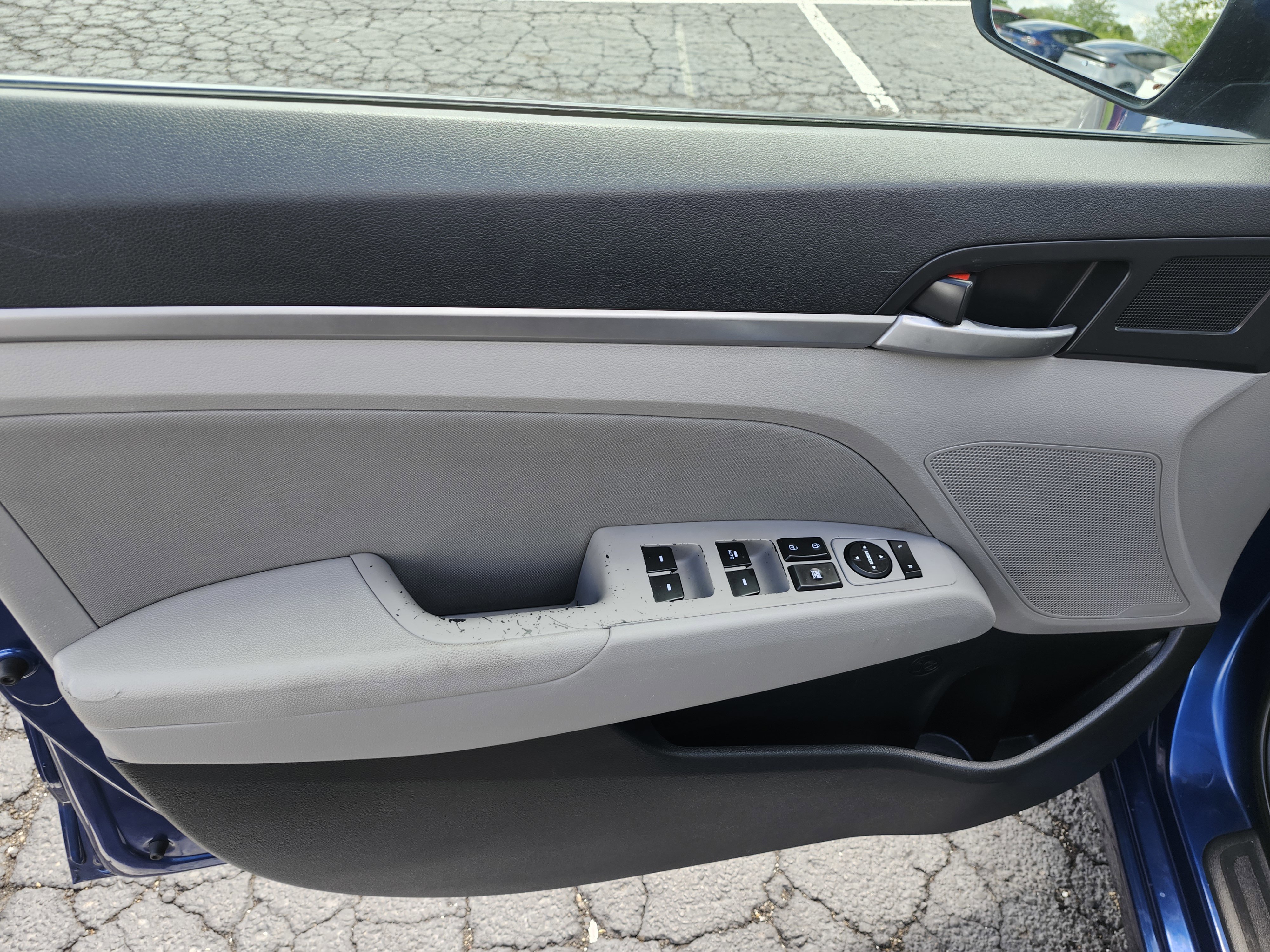 Used 2019 Hyundai Elantra Value Edition FWD image 16