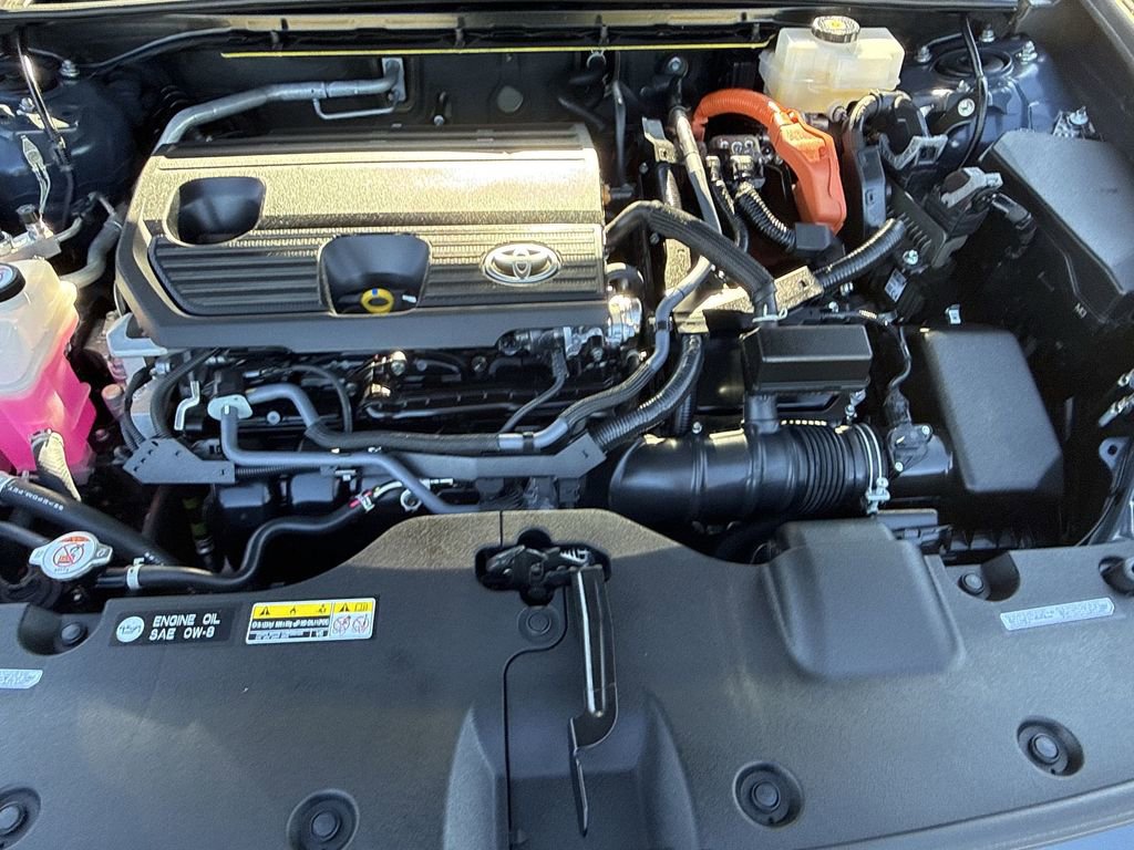 Used 2025 Toyota Crown XLE image 14