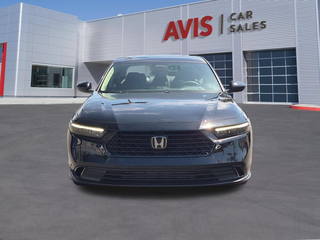 Used 2025 Honda Accord SE image 2