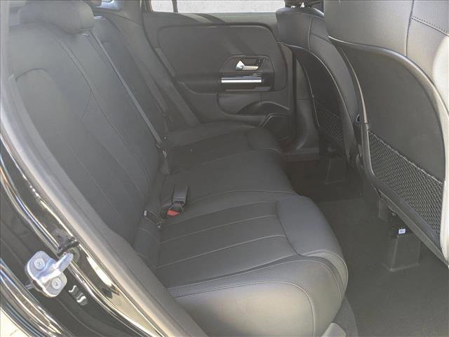 Used 2025 Mercedes-Benz GLA 250 image 19