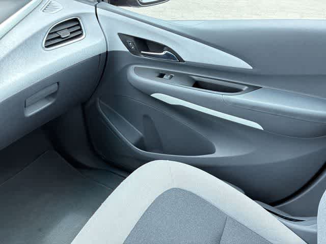 Used 2020 Chevrolet Bolt LT FWD image 31