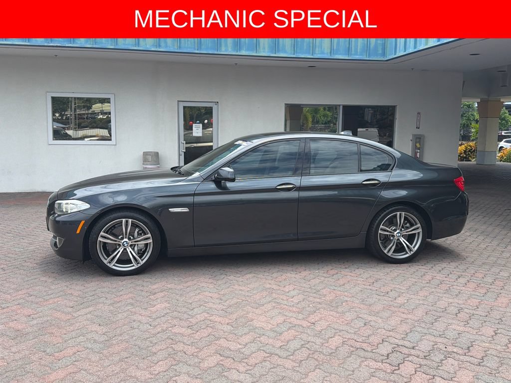 Used 2011 BMW 550i Sedan RWD image 1
