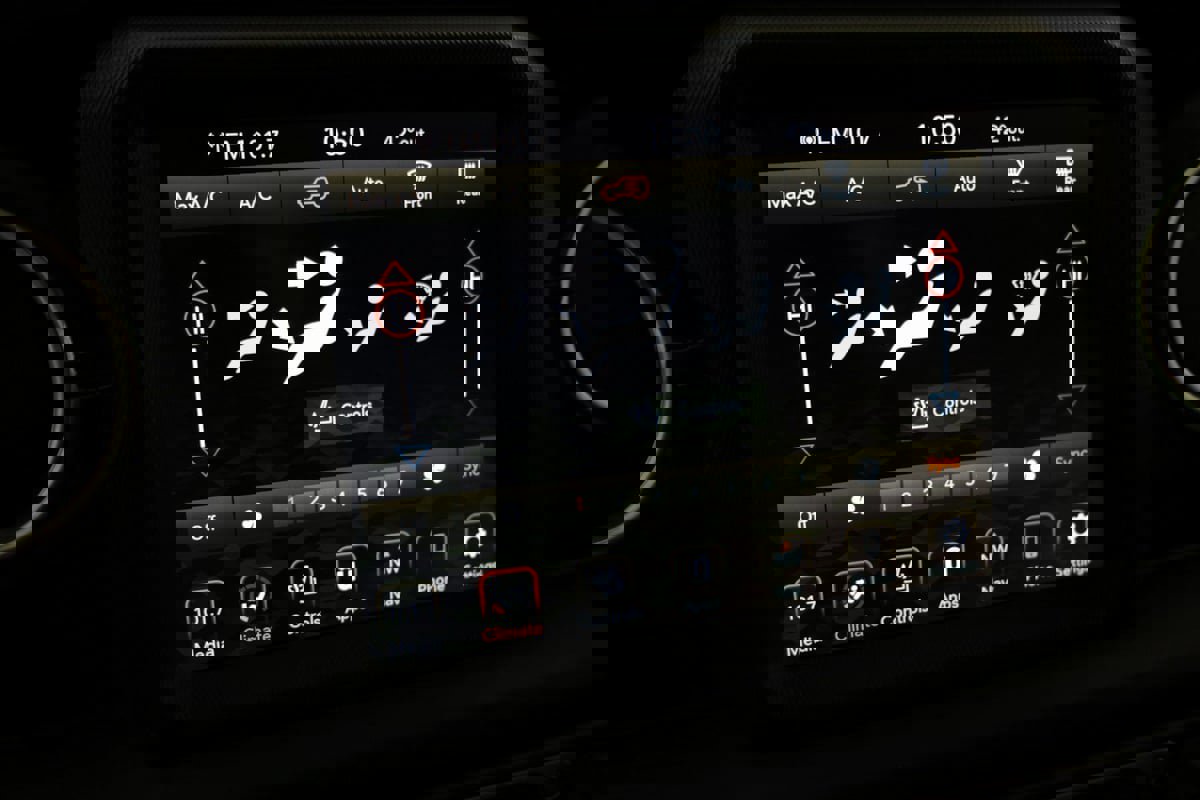 Used 2021 Jeep Wrangler Unlimited Sahara image 49