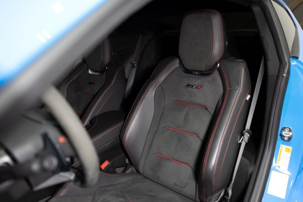 Used 2022 Chevrolet Camaro ZL1 image 5