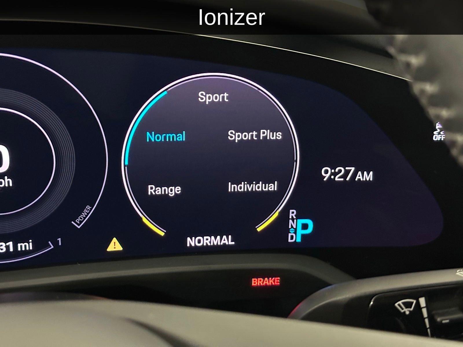 Used 2024 Porsche Taycan 4S w/ Premium Package image 10