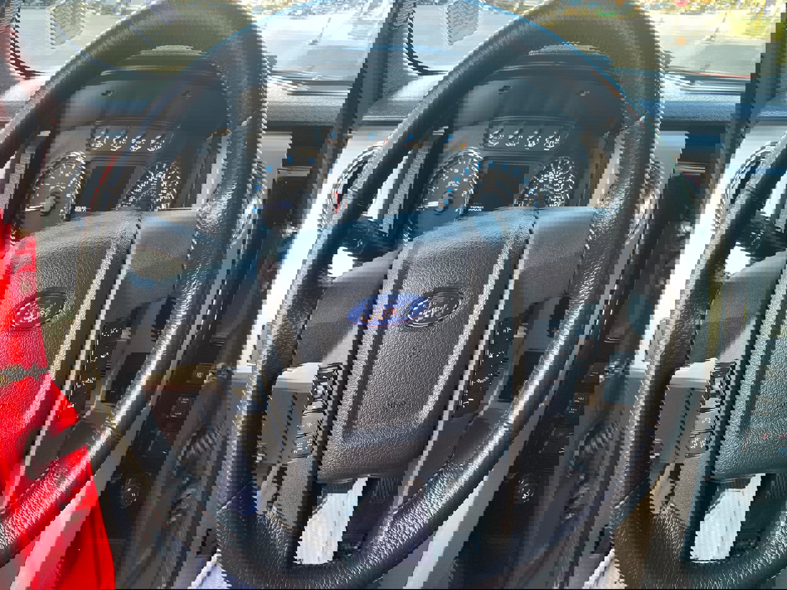 Used 2011 Ford F150 FX4 w/ FX Luxury Pkg image 11