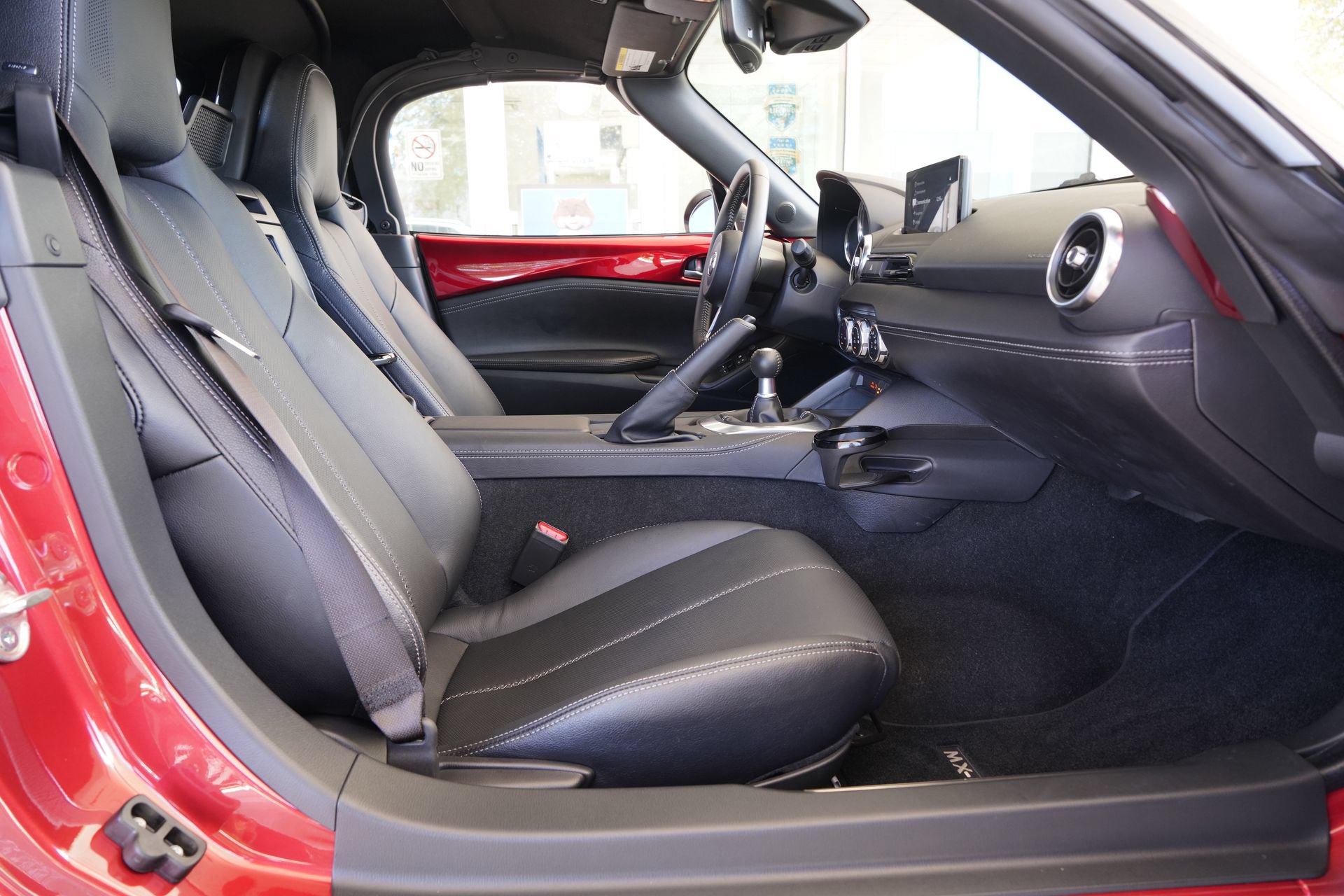 Used 2025 MAZDA MX-5 Miata Grand Touring RWD image 26