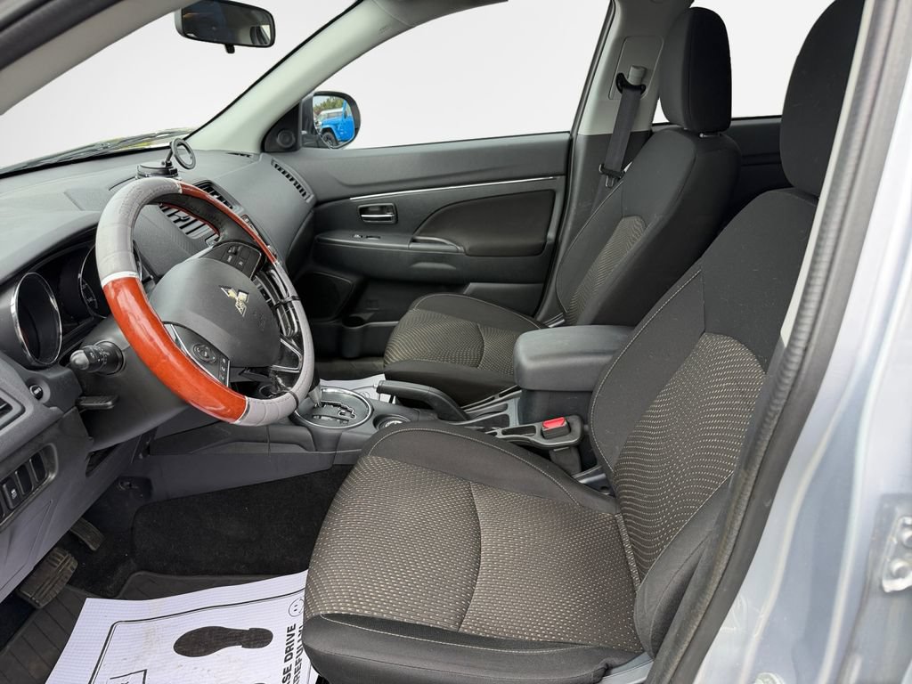 Used 2016 Mitsubishi Outlander Sport ES AWD/4WD image 12