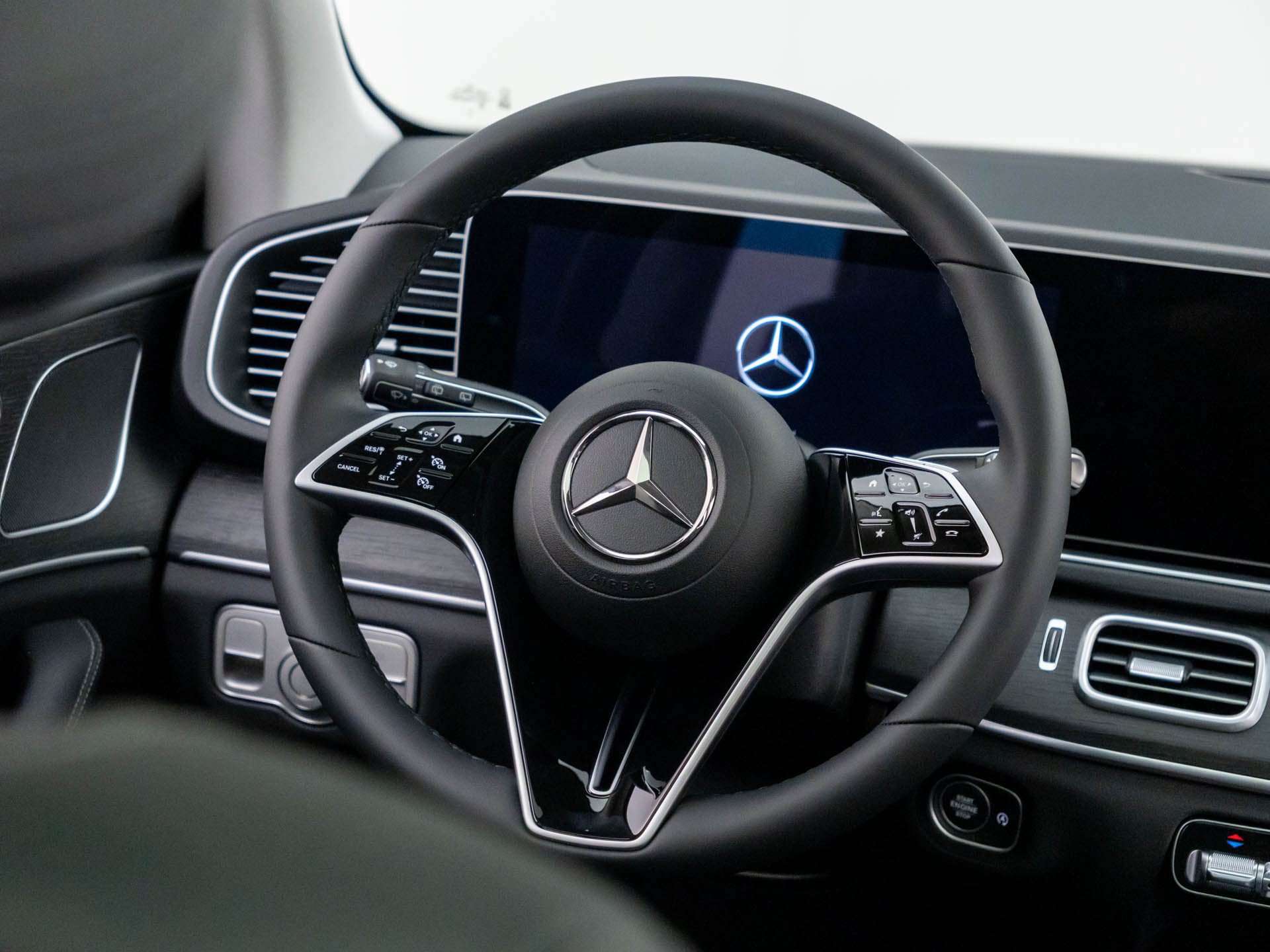 New 2026 Mercedes-Benz GLE 450 4MATIC image 11