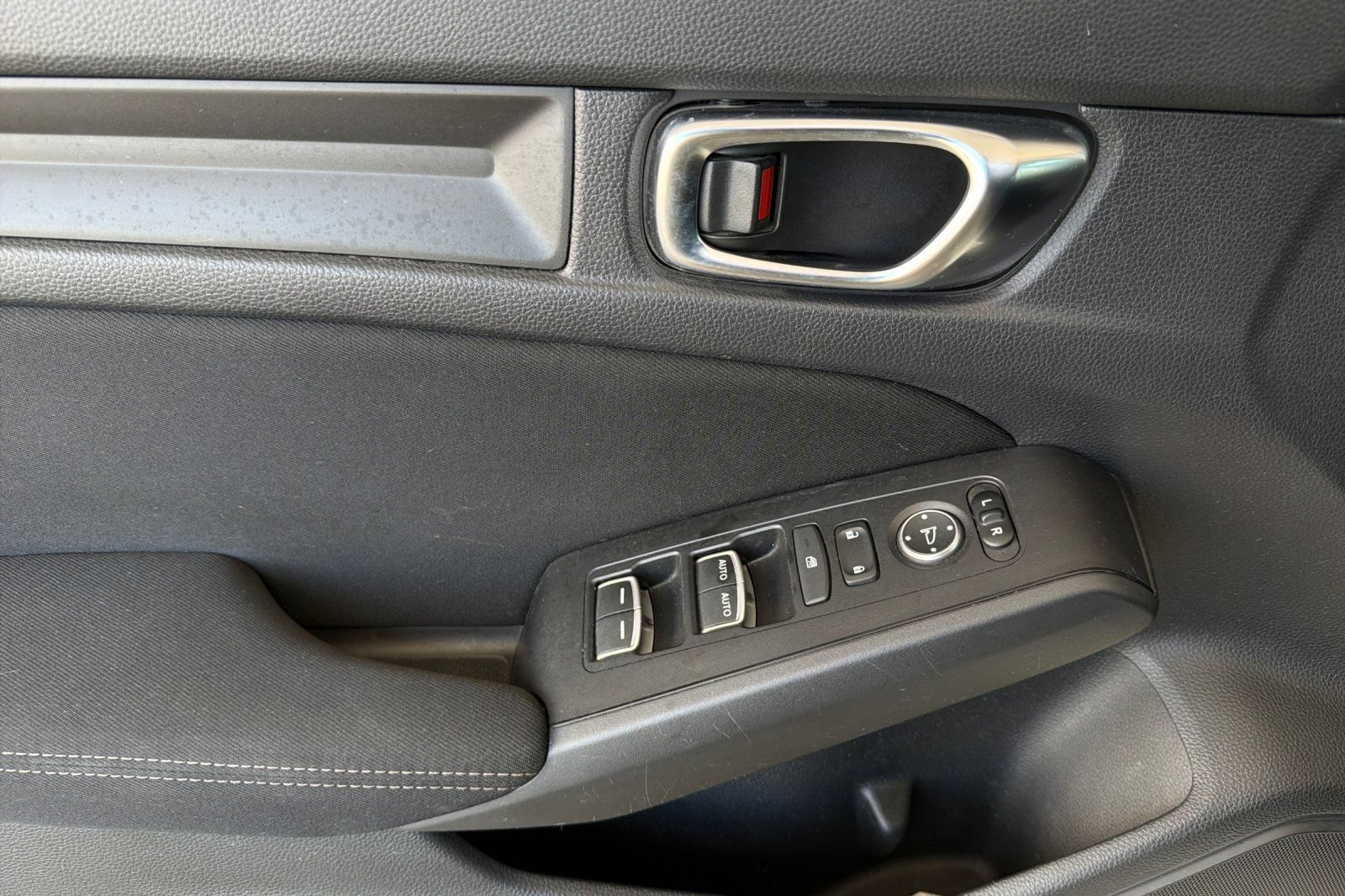 Used 2022 Honda Civic Sport image 11