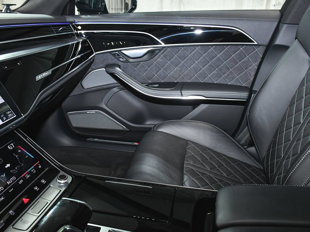 Used 2023 Audi S8 w/ S8 Executive Package AWD/4WD image 54
