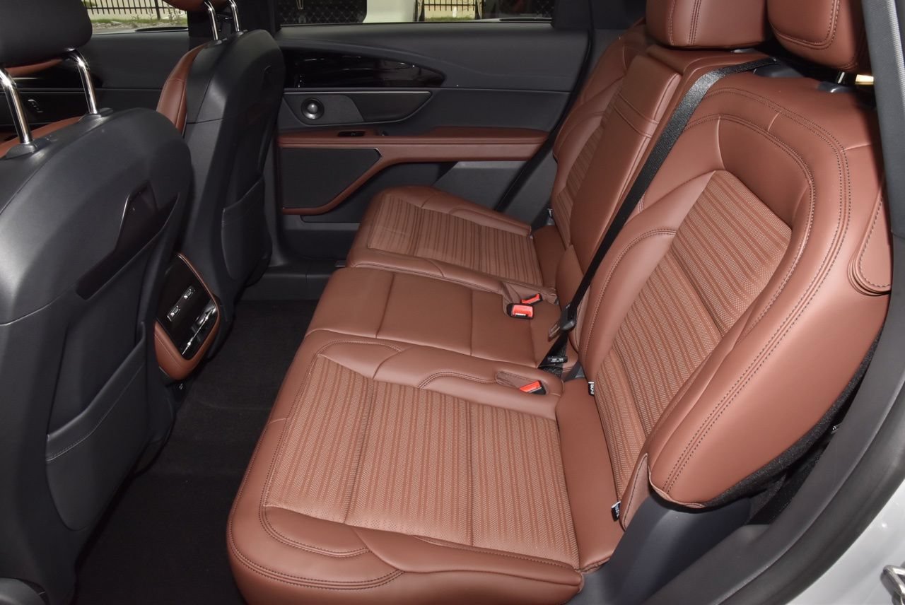 New 2026 Lincoln Nautilus Reserve w/ Jet Appearance Package AWD/4WD image 21